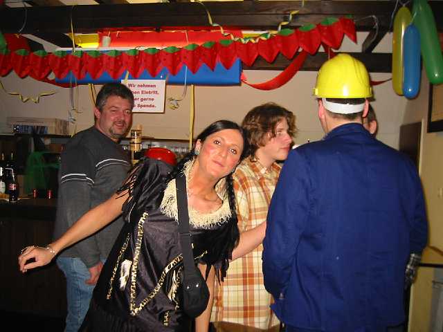 Kindermaskenball-2004_42.JPG