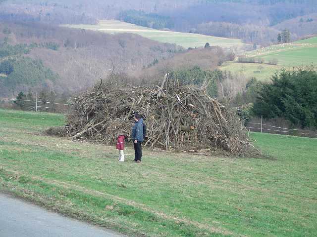 Osterfeuer-2005_002.JPG