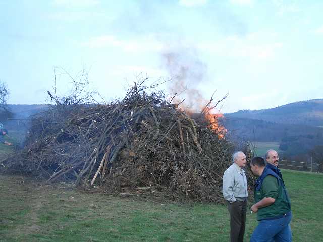 Osterfeuer-2005_009.JPG